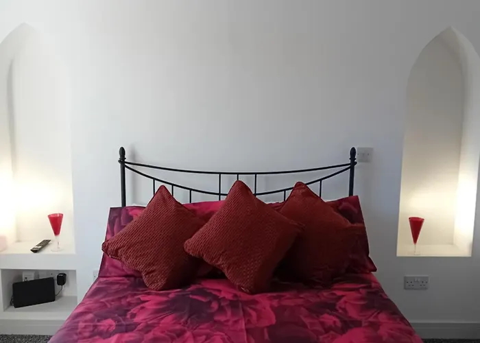 度假居 Owl's 惠特比